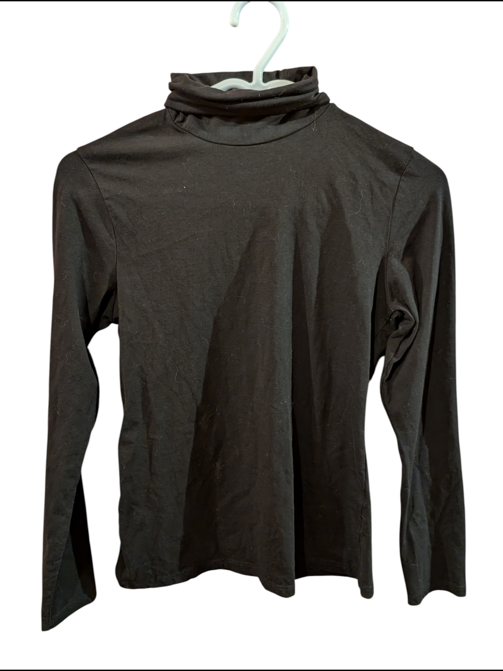2/22$ Classic Black Long Sleeve Turtleneck Top